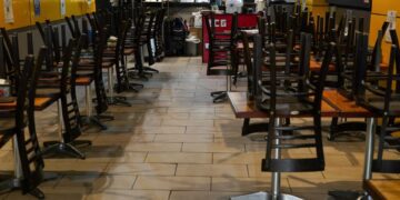 Australia extends Sydney lockdown as Covid-19 outbreak nears 900 infections