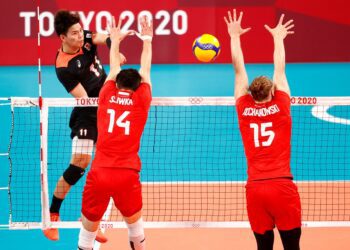 Olympics-Volleyball: Poland beats Japan, Brazil stuns US