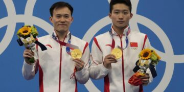 China wins 3rd Olympic synchro diving medal; US gets silver 1 - Egyptian Gazette China wins 3rd Olympic synchro diving medal; US gets silver