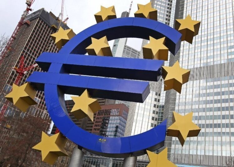 European economy grows 2%, ending double-dip recession 1 - Egyptian Gazette