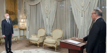 Tunisian president names new security chief amid crisis