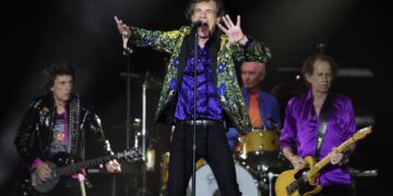 ‘We’re back on the road!’ Rolling Stones relaunch US tour