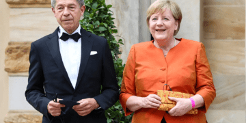 Bayreuth’s Wagner festival opens with 1st female conductor