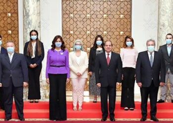 President receives youth delegation from Cyprus, Greece