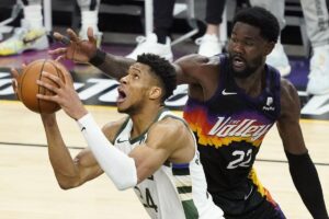 Bucks edge Suns to take 3-2 lead in NBA Finals 2 - Egyptian Gazette