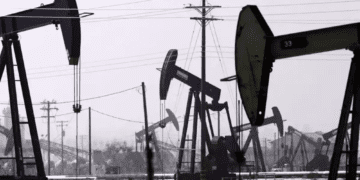 Oil prices stable after fall in COVID-19 cases