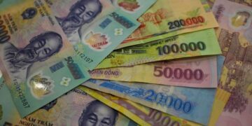 US drops tariff threat against Vietnam over currency practices