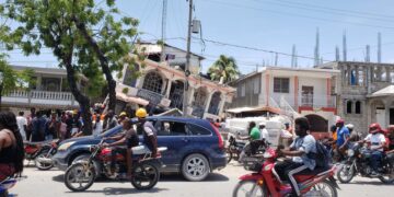 (Update) Hundreds killed in magnitude 7.2 quake in Haiti