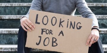 CAPMAS: Egypt’s unemployment rate down 2.3% in Q2 2021