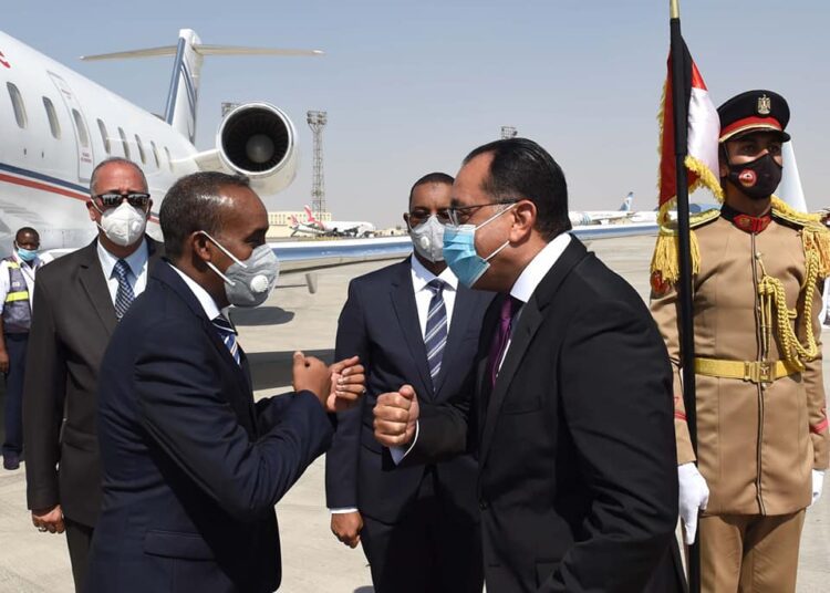 Madbouli receives Somali PM at Cairo airport 1 - Egyptian Gazette