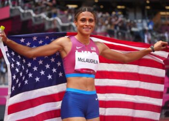 McLaughlin smashes world record to win Olympic 400m hurdles gold
