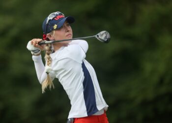 Korda shares lead at British Open