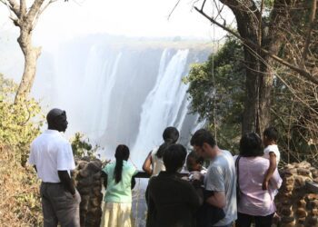 Zimbabwe floods Victoria Falls with vaccines to help tourism