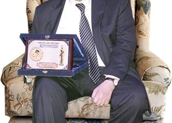 Dramatist and scriptwriter: Faisal Nada