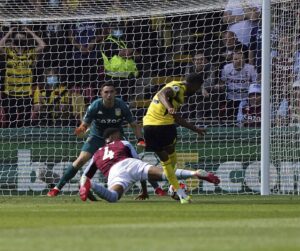 Chelsea, Man Utd and Liverpool off to flying starts 2 - Egyptian Gazette