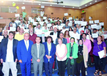 Culture minister hands certificates of graduation to  1st batch of “Cinema in Your Hands” Project in Alex