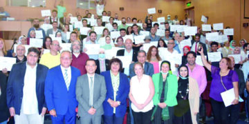 Culture minister hands certificates of graduation to  1st batch of “Cinema in Your Hands” Project in Alex