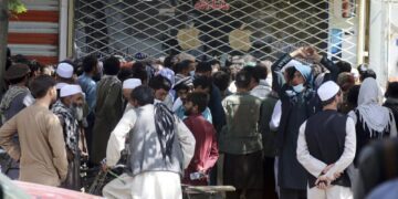 Afghanistan’s economic crisis deepens as airlift winds down