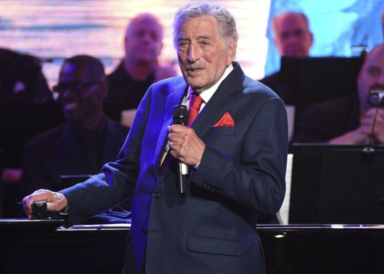 Tony Bennett cancels fall and winter touring dates in 2021 1 - Egyptian Gazette Tony Bennett performs at the Statue of Liberty Museum opening celebration on May 15, 2019, in New York.