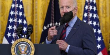 US mulls COVID vaccine boosters for elderly as early as fall