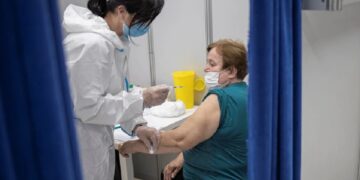 Serbia authorises 3rd shot of COVID-19 vaccine