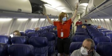 TSA extends into Jan. mask rule for airline passengers 1 - Egyptian Gazette TSA extends into Jan. mask rule for airline passengers