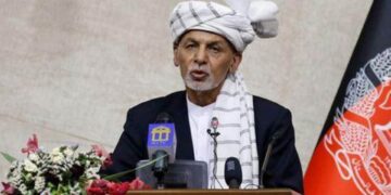 Ghani in urgent talks as Taliban close in on Kabul