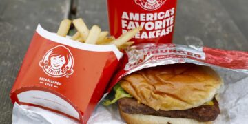 Wendy’s opens delivery-only kitchens to meet growing demand 1 - Egyptian Gazette Wendy’s opens delivery-only kitchens to meet growing demand