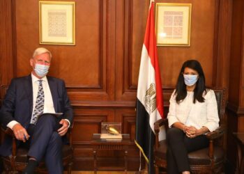 Cairo, Amsterdam seek to boost economic ties