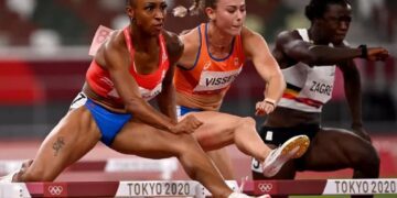 Olympics-Athletics: Jasmine wins 100m hurdles semi