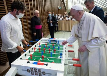 Soccer-loving Pope Francis gets a new toy: a foosball table