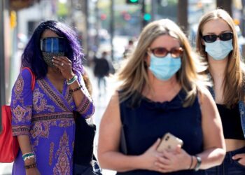 Los Angeles to require masks at large outdoor sporting, music events