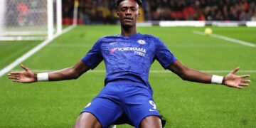 Roma signs striker Abraham from Chelsea