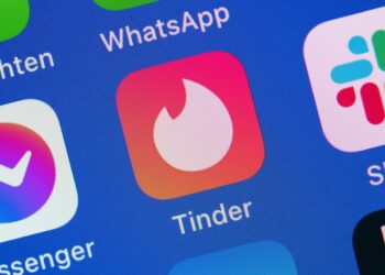 Tinder extends identity verification to all users