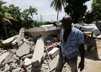 Anger and despair rise in Haiti, one week after devastating quake