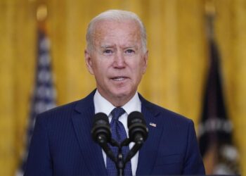 Biden vows to finish Kabul evacuation, avenge US deaths