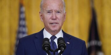 Biden vows to finish Kabul evacuation, avenge US deaths