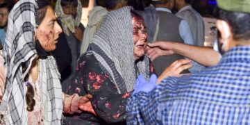 Afghan evacuation flights restart after deadly suicide bombings