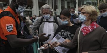 France’s virus pass now required in restaurants, trains