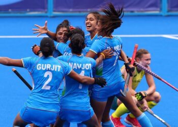 Olympics-Hockey: Netherlands women join India, Argentina in semis