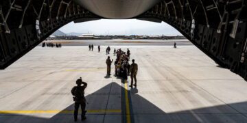 Dutch send more soldiers to Afghanistan to help with evacuations