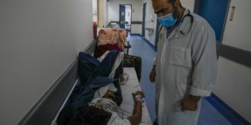 Lebanese hospitals at breaking point as everything runs out 1 - Egyptian Gazette Lebanese hospitals at breaking point as everything runs out