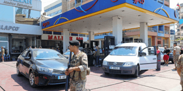 (Update) Lebanon army deploys at pumps as bank chief firm on lifting fuel subsidies