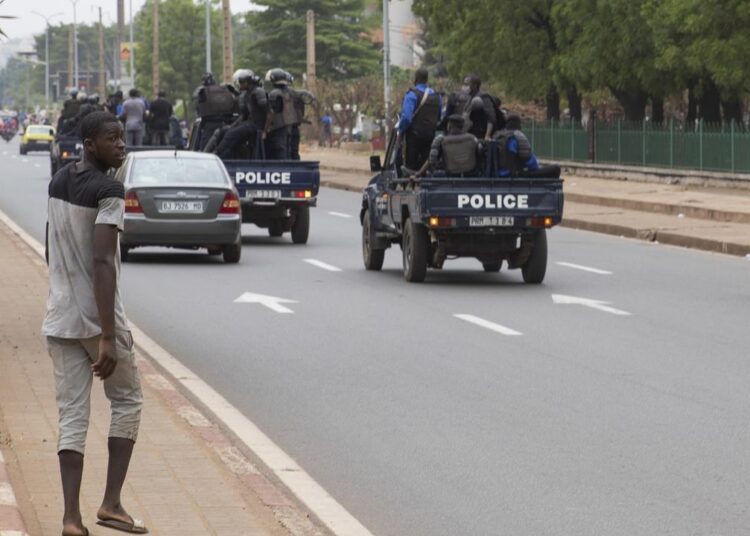 At least 51 killed in Mali village raids 1 - Egyptian Gazette At least 51 people were killed when militants raided three villages in central Mali near the border with Niger, a district administrator said on Monday.