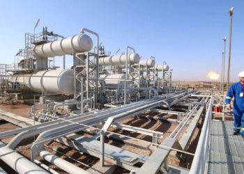 Oil rises as storm approaches Gulf of Mexico production hub