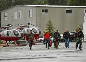 6 killed in Alaska sightseeing plane crash identified