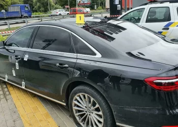 Gunmen target Ukraine president aide in ‘assassination attempt