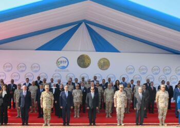 UPDATE-5 : Sisi: Halting encroachments on arable land “national security issue”