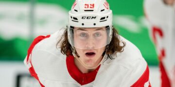 ‘We want to get back to life’: Most NHL players get vaccine