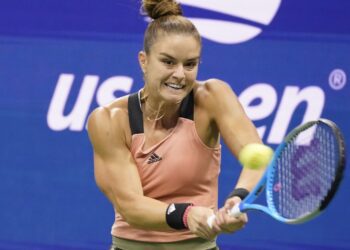 Bencic, Martincova, Sakkari advance in Ostrava